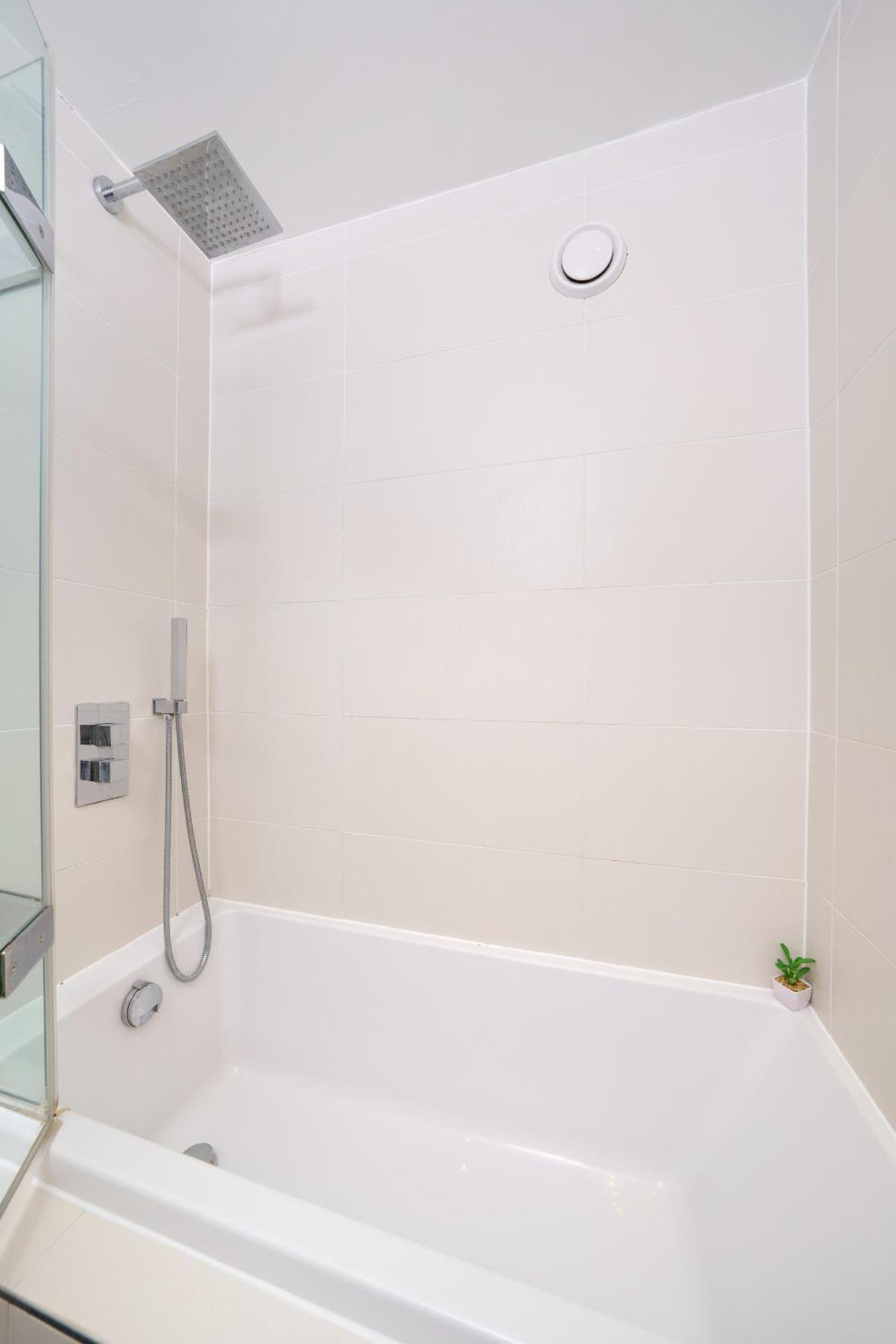 En-Suite Room In Zone 1 London Londres Exterior foto